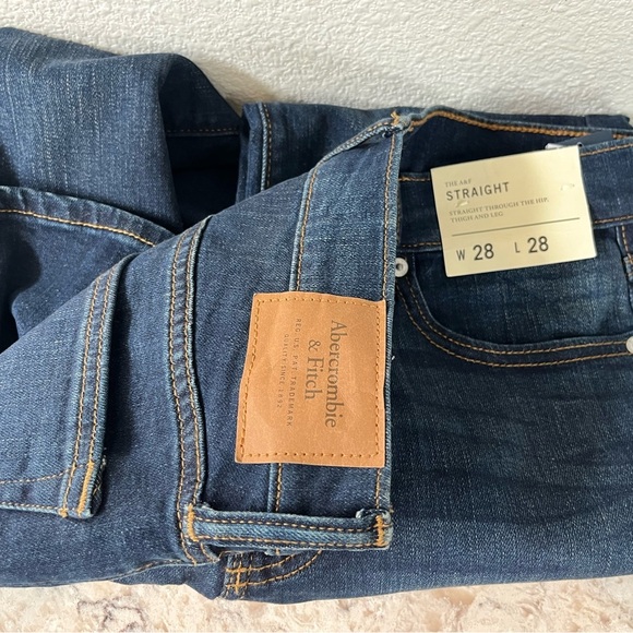 Abercrombie & Fitch Blue Straight Jeans Classic Style - Picture 4 of 4